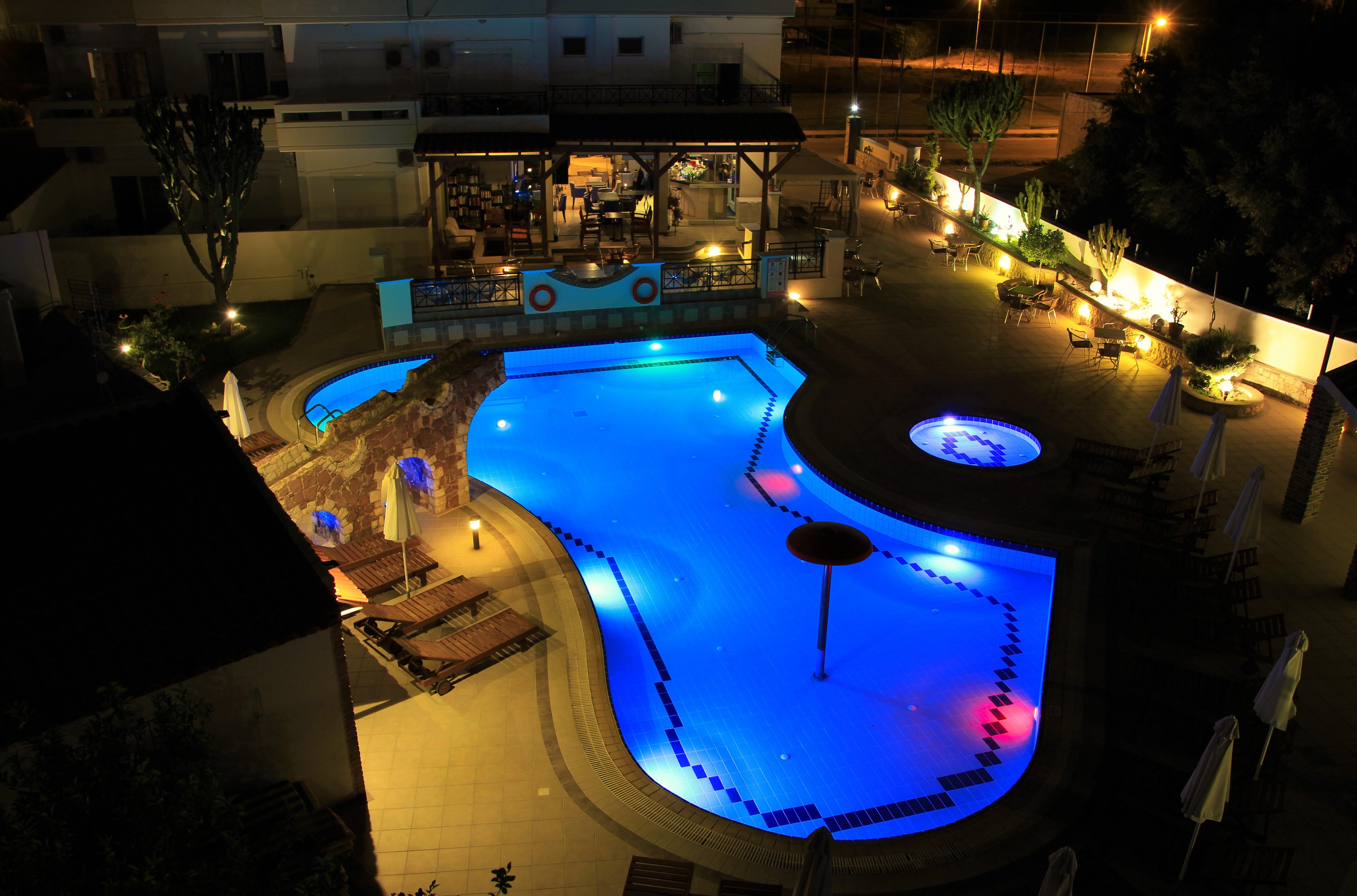 Bright Star Aparthotel Faliraki Buitenkant foto